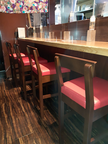 居酒屋の業務家具納品例