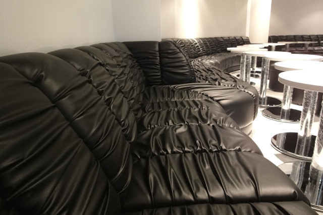 クラブ・スナックの業務家具納品例