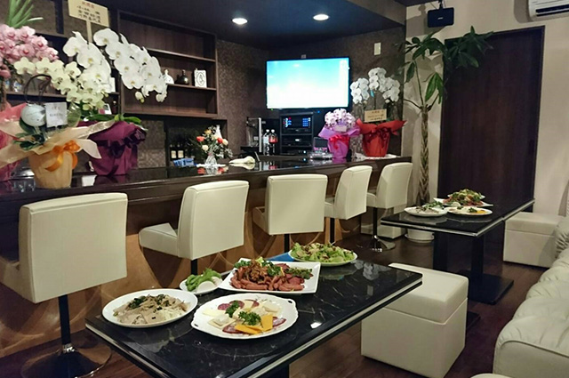 クラブ・スナックの業務家具納品例