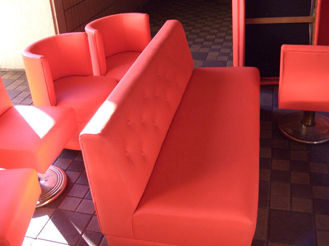 クラブ パブ スナックの納品事例｜業務用家具のE家具.JP