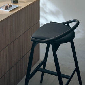 ミコ カウンターチェア イメージ